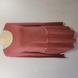 Umgee Women's Rose Long Sleeve Peplum Scoop Neck Loose Fit Cotton Blend Top SZ S